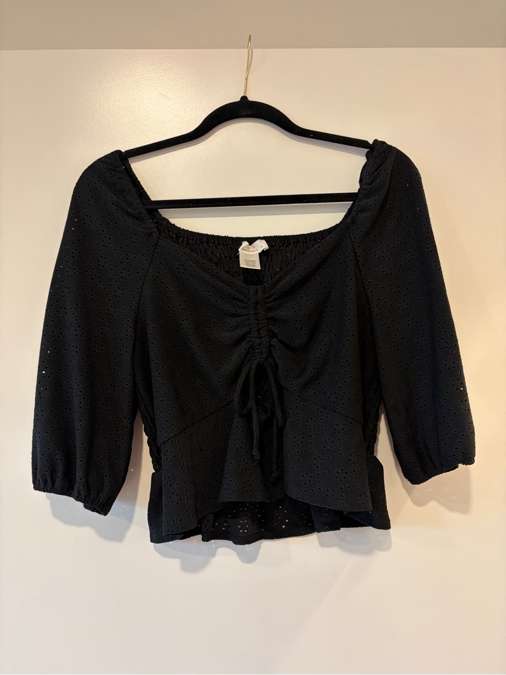 URBAN Romantics Black Eyelet Ruched Front Peasant Blouse